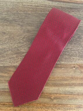 Charvet Red Micro-Pattern Men's Tie